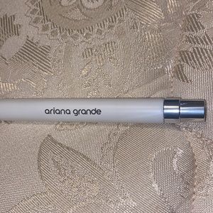 Ariana Grande travel pen spray: MOD Vanilla